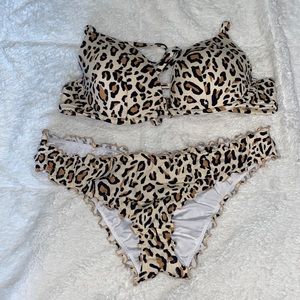 Shade & Shore cheetah bathing suit set